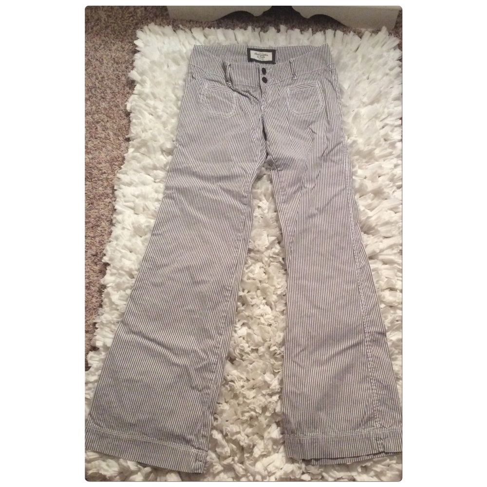 Abercrombie & Fitch Light-ish Weight Pants